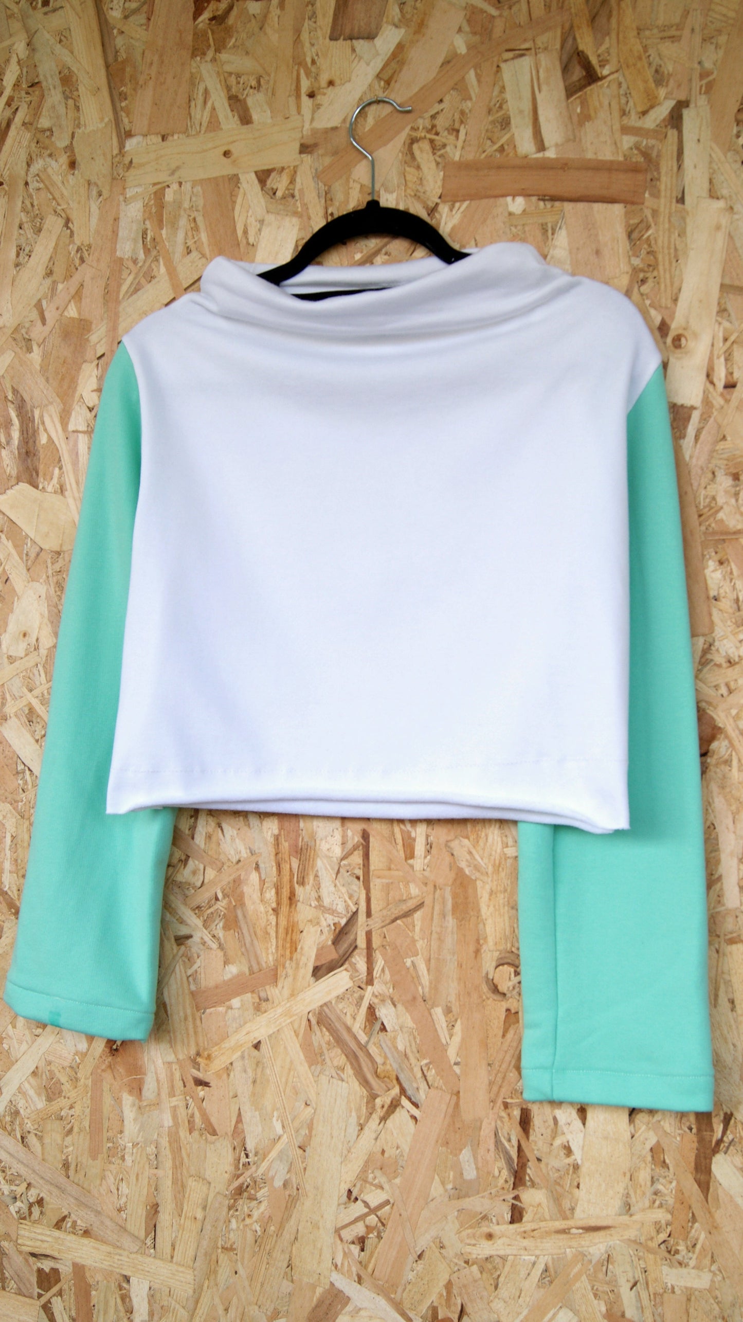 The Winter Crop Top - Mint