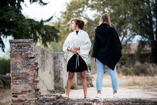 Cover Me Softly | Black Poncho