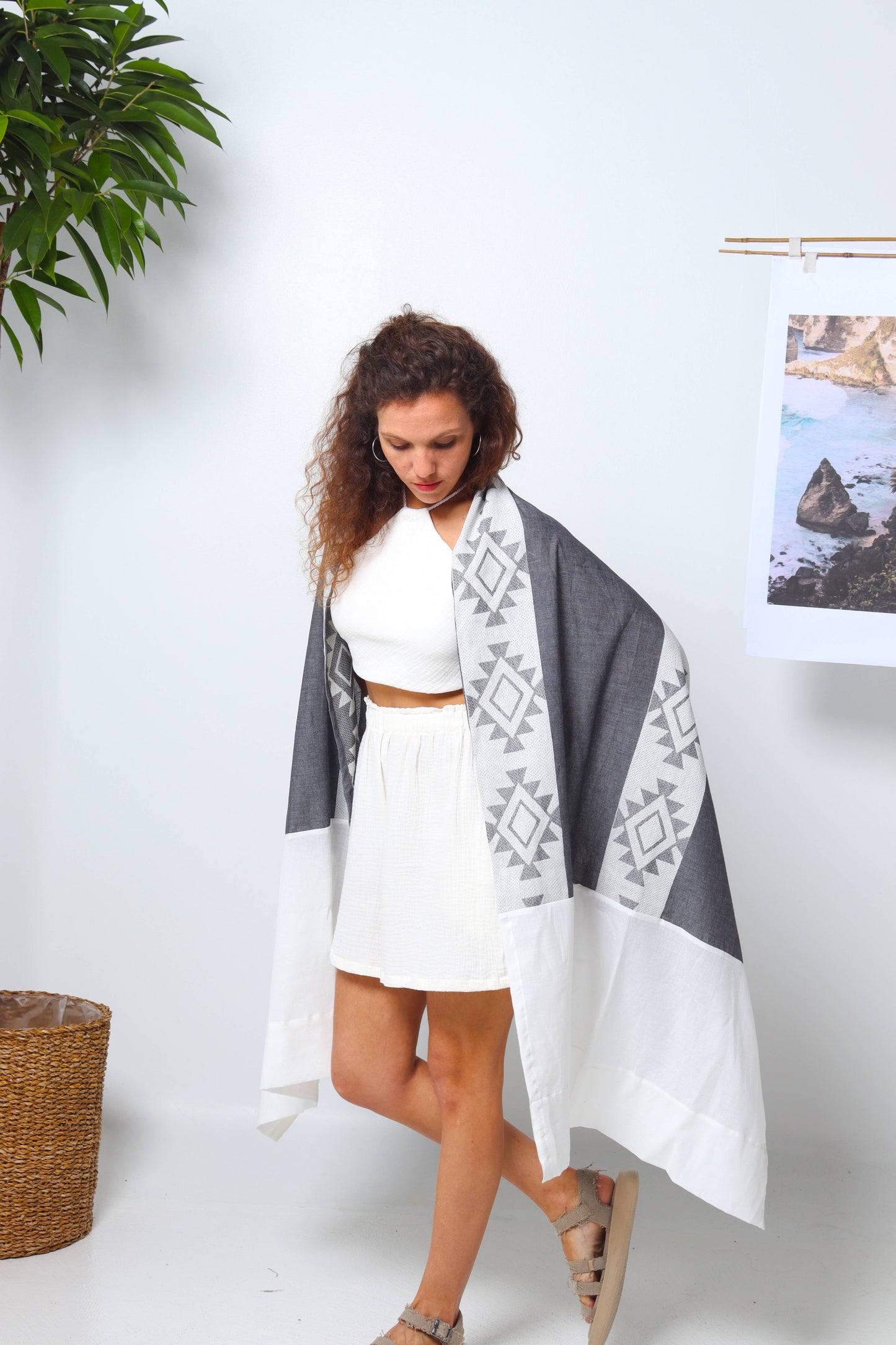 Boho Grey Elegance - The Summer Shawl