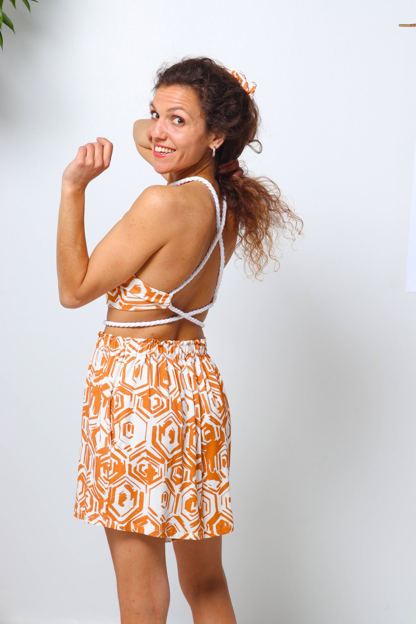 Dark Orange Hues Shorts – Vibrant Abstract Summer Shorts