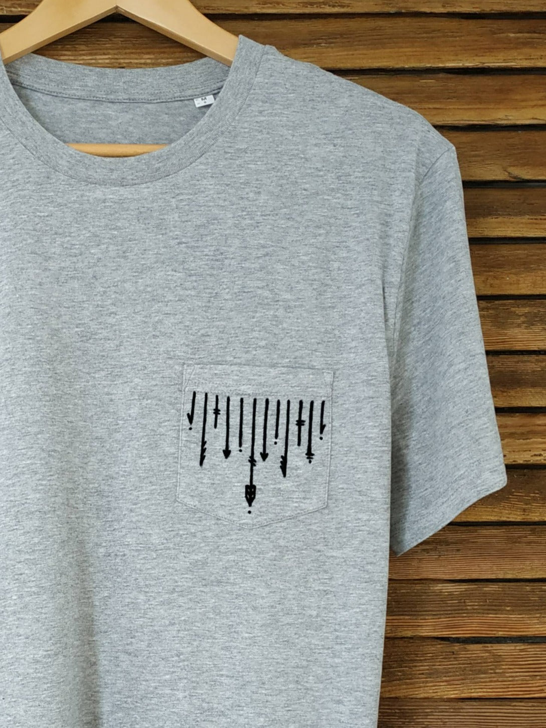 Arrows Pocket Design Tee