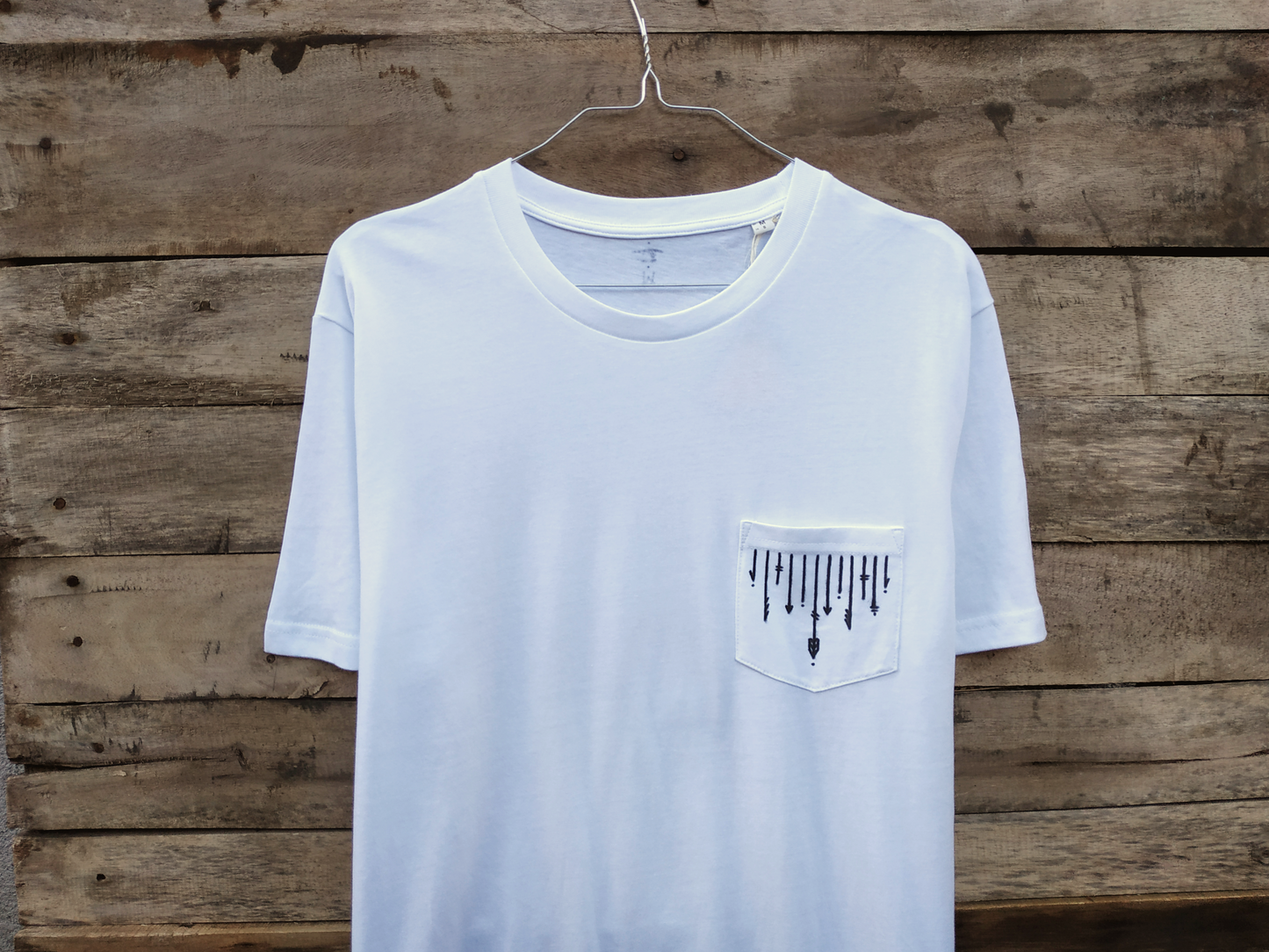 Arrows Pocket Design Tee