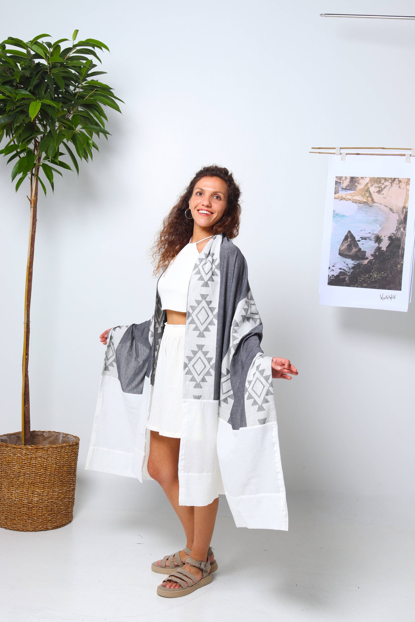 Boho Grey Elegance - The Summer Shawl