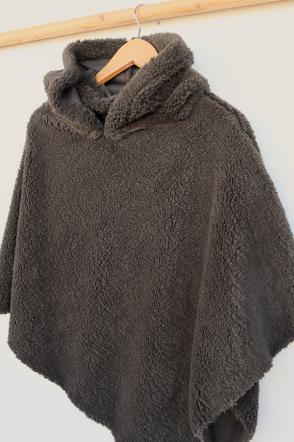 Women's Poncho - Black Magic
