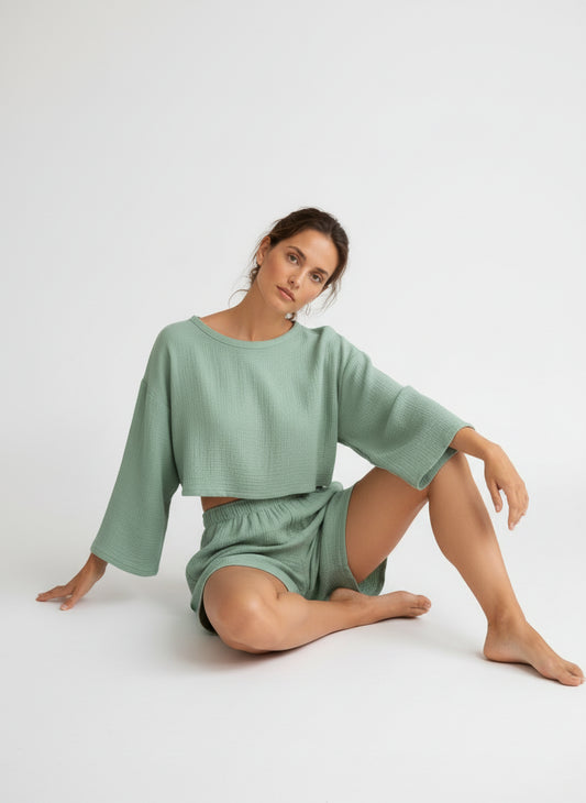 Dark Mint Terra Crop