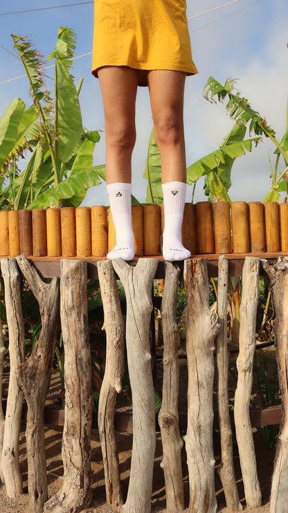 The 4 Elements Socks – White Athletic Cotton Socks