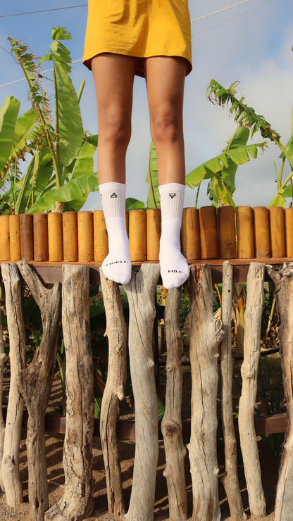 The 4 Elements Socks – White Athletic Cotton Socks