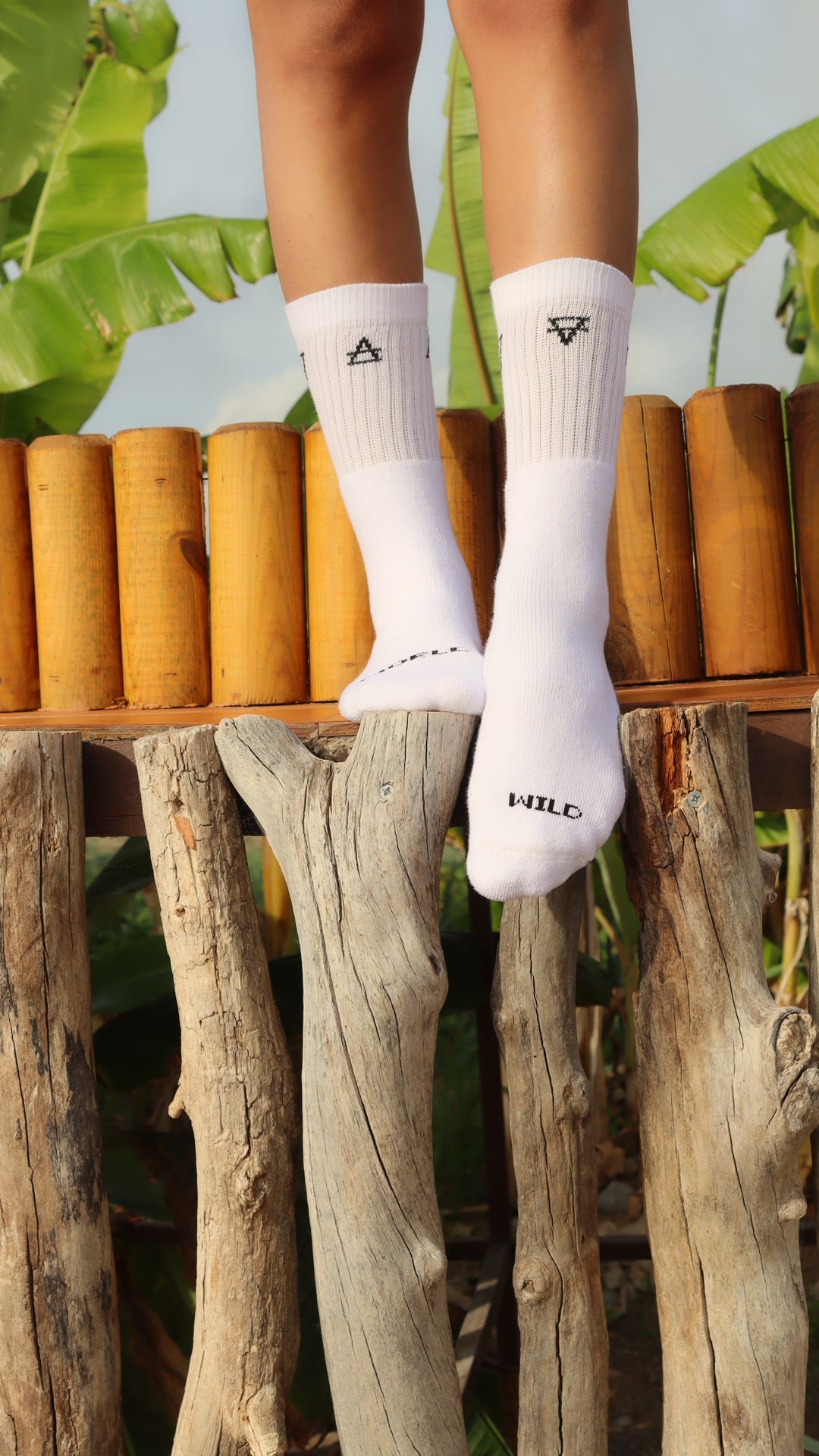 The 4 Elements Socks – White Athletic Cotton Socks