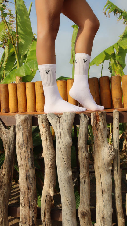 The 4 Elements Socks – White Athletic Cotton Socks